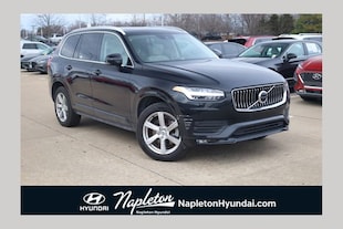 2022 Volvo XC90 T5 AWD Momentum 7 Seater SUV