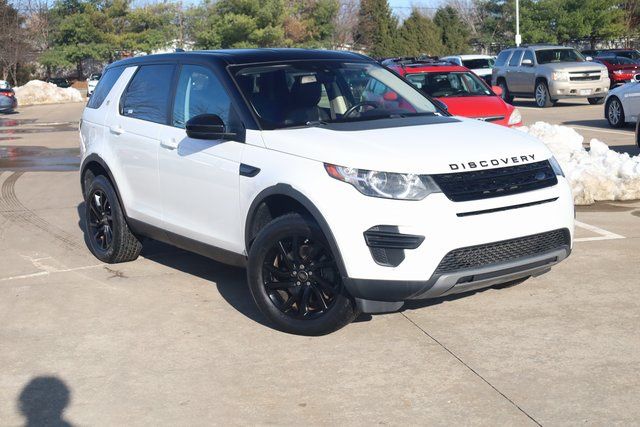 Used 2017 Land Rover Discovery Sport SE with VIN SALCP2BG0HH688506 for sale in Hazelwood, MO