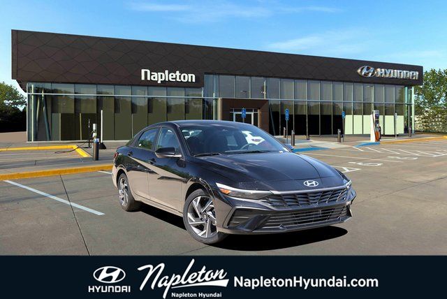 2025 Hyundai Elantra Blue's photo