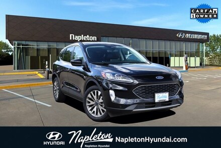 2022 Ford Escape Titanium SUV