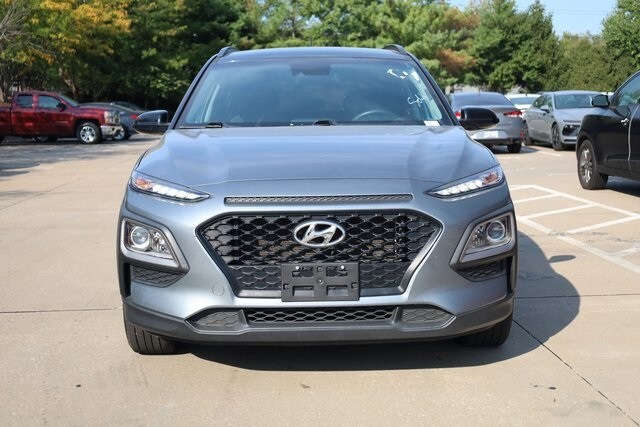2021 Hyundai Kona SEL photo 2