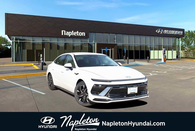 2025 Hyundai Sonata SEL's photo