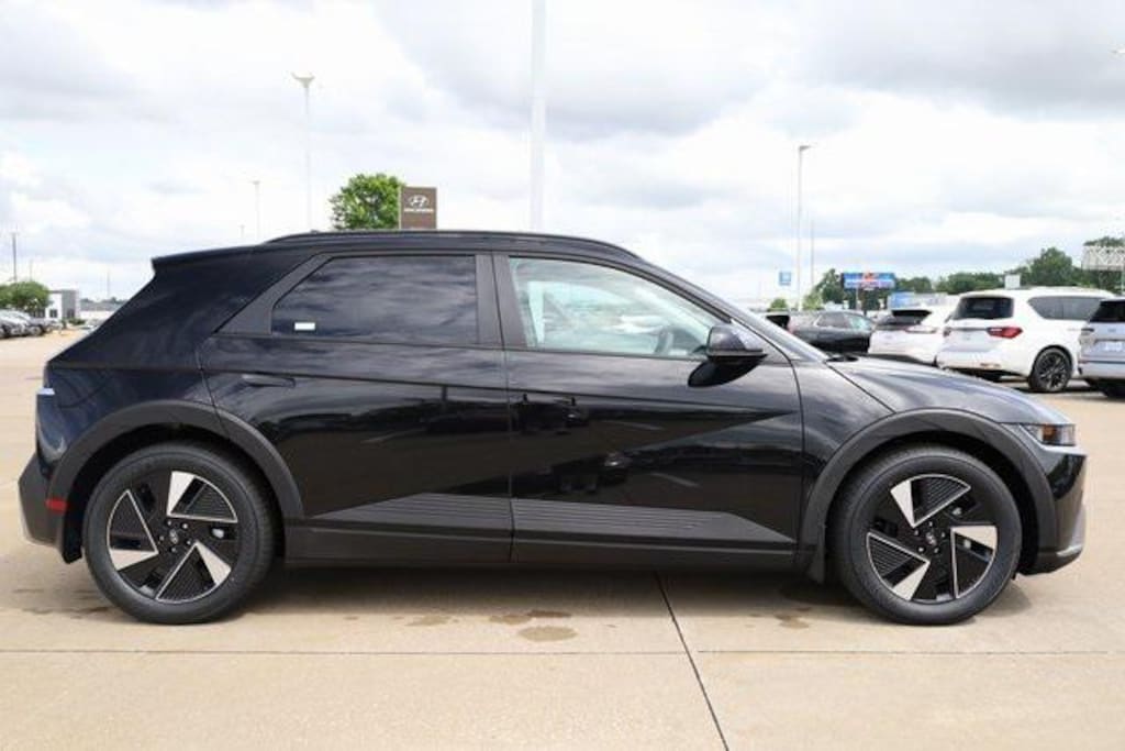 New 2025 Hyundai IONIQ 5 SEL SUV
