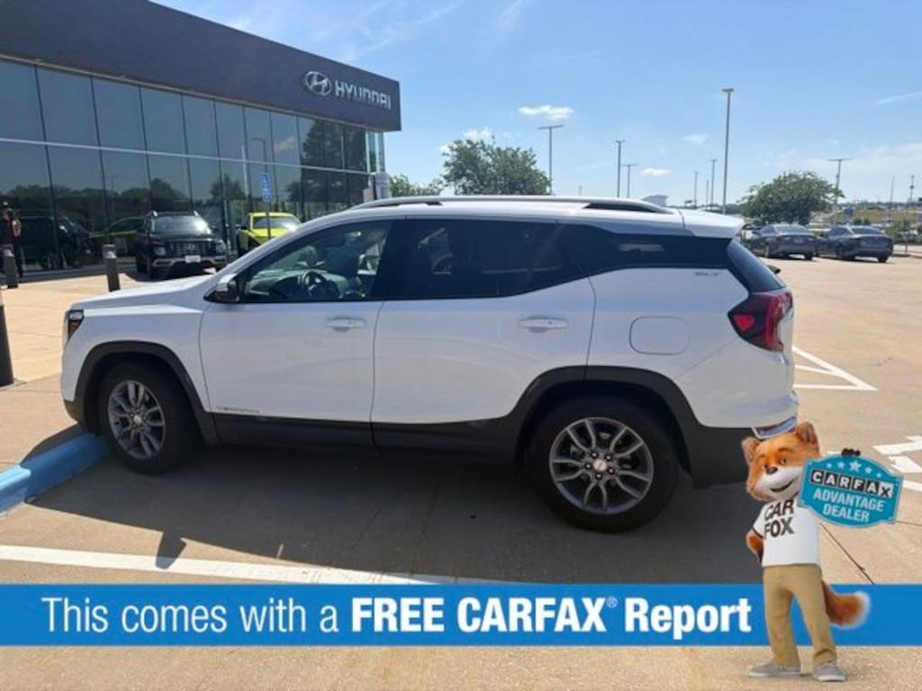 Used 2023 GMC Terrain SLT SUV