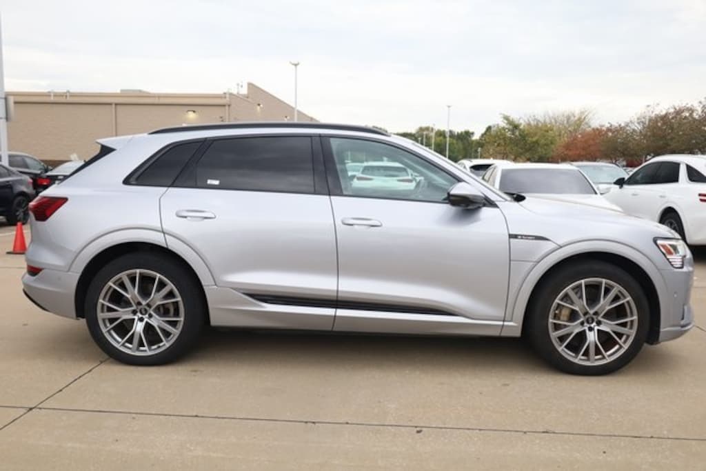 Used 2021 Audi e-tron Premium SUV