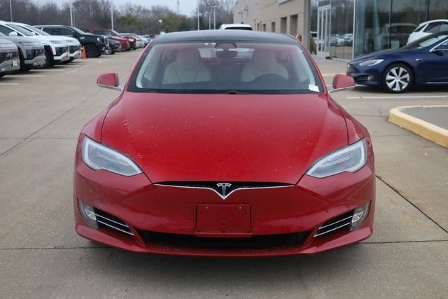 Used 2018 Tesla Model S 75D with VIN 5YJSA1E26JF243448 for sale in Hazelwood, MO