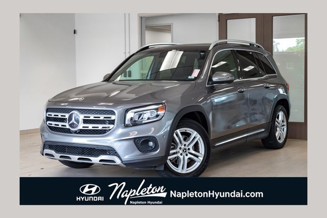 2023 Mercedes-Benz GLB GLB 250 4MATIC's photo