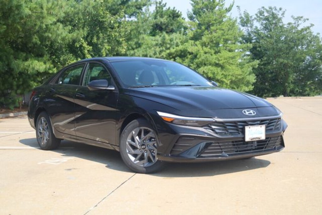 New 2026 Hyundai Elantra Hybrid Blue Sedan