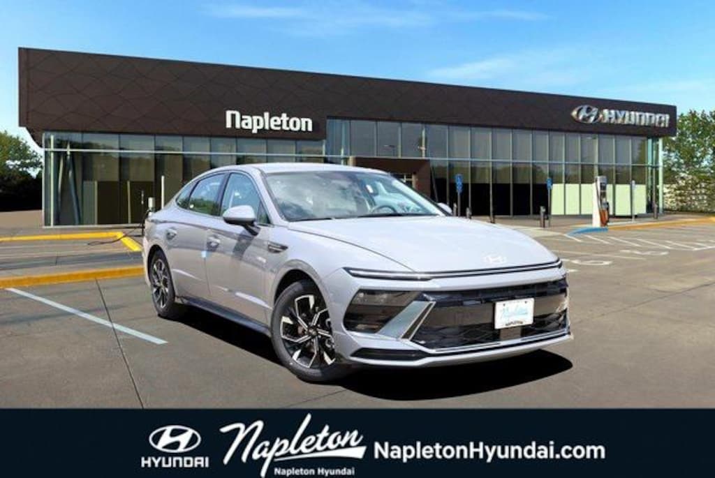 New 2025 Hyundai Sonata SEL Sedan