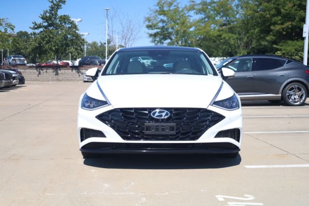 Used 2023 Hyundai Sonata Limited Sedan