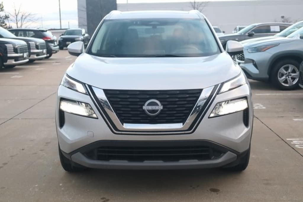 Used 2023 Nissan Rogue SV SUV