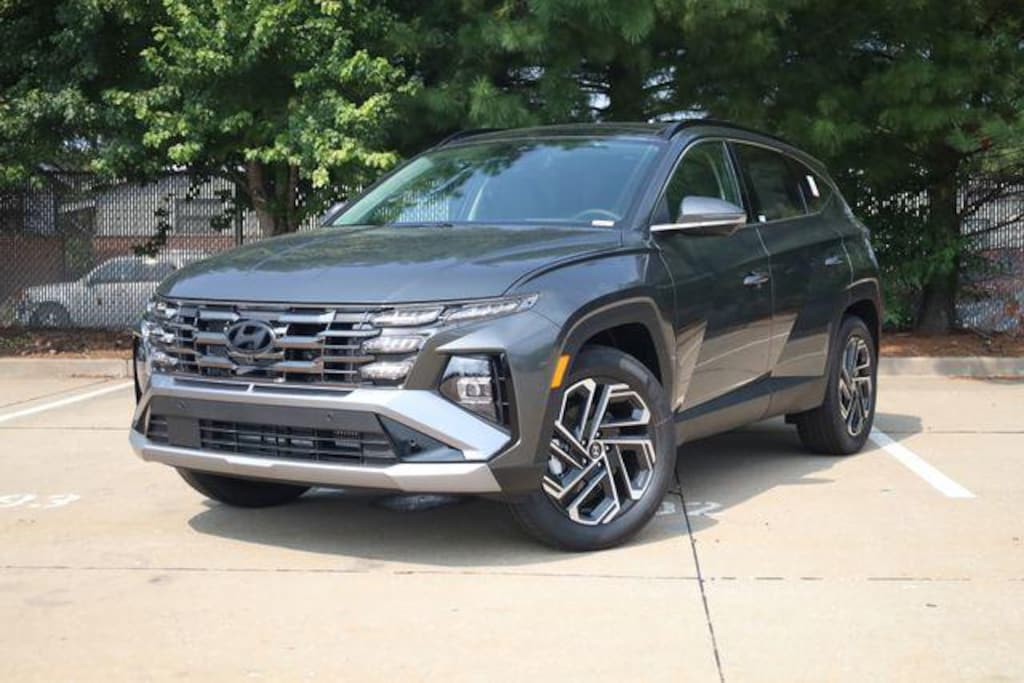 New 2026 Hyundai Tucson Plug-In Hybrid Limited SUV
