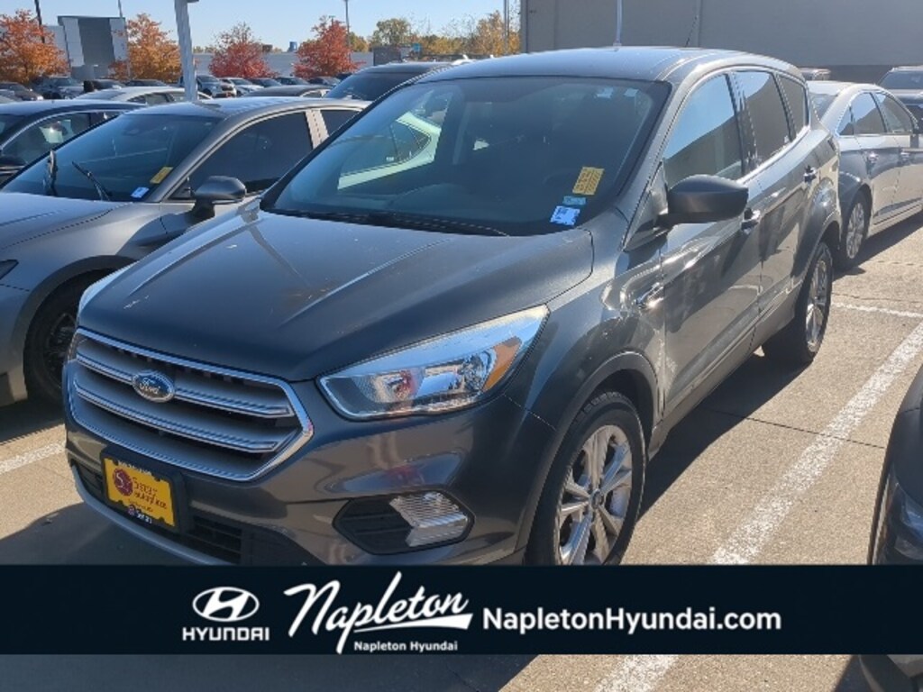 Used 2017 Ford Escape SE SUV