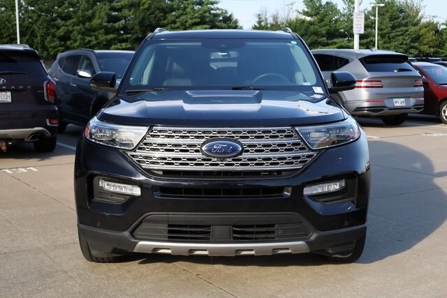 2022 Ford Explorer Limited photo 2
