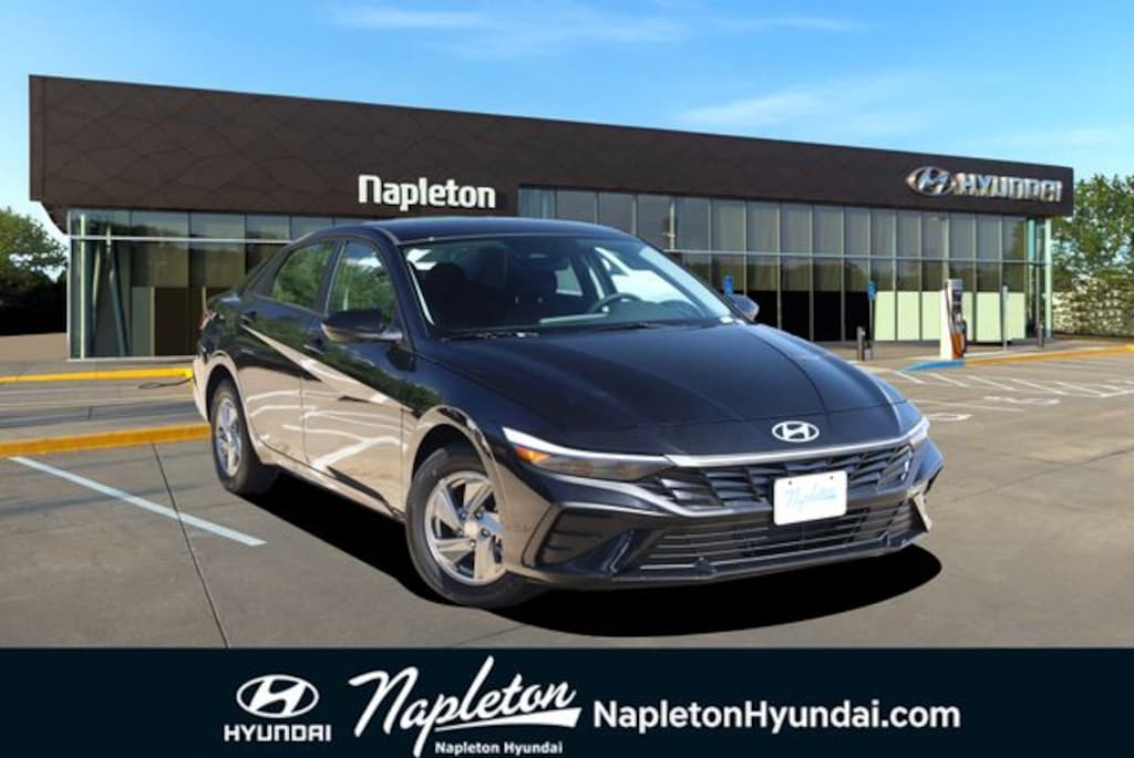 New 2026 Hyundai Elantra SE Sedan