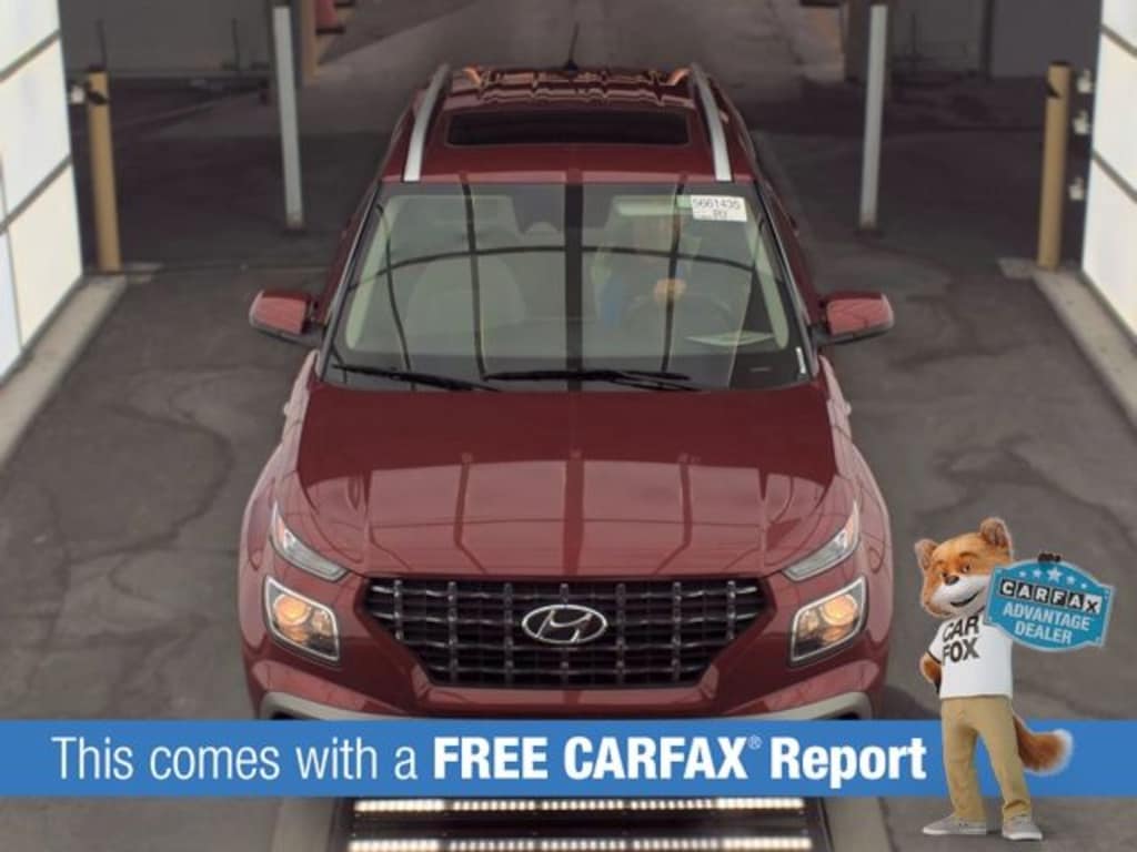 Used 2025 Hyundai Venue SEL SUV