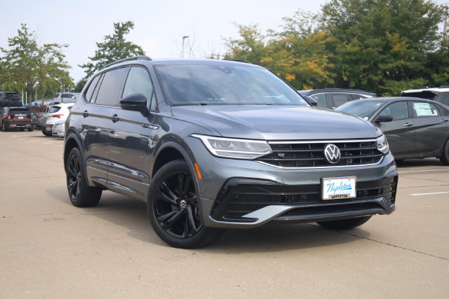 Used 2024 Volkswagen Tiguan 2.0T SE R-Line Black SUV