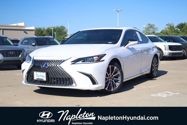 2021 Lexus ES 300h