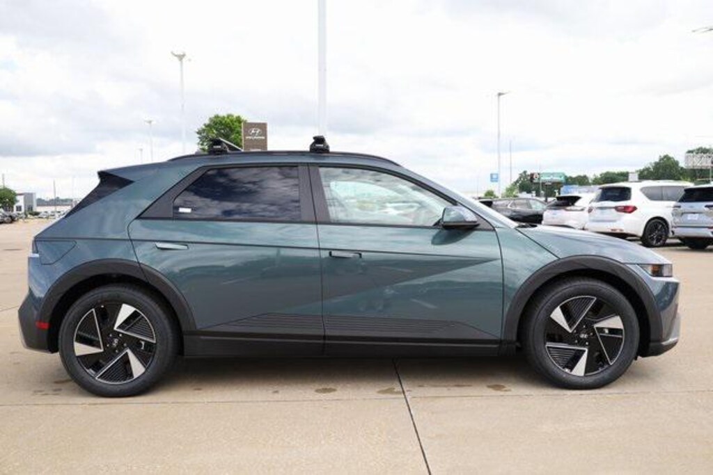 New 2025 Hyundai IONIQ 5 SEL SUV