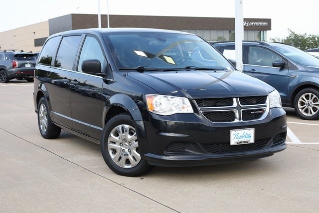 Used 2019 Dodge Grand Caravan SE with VIN 2C4RDGBG7KR541053 for sale in Hazelwood, MO