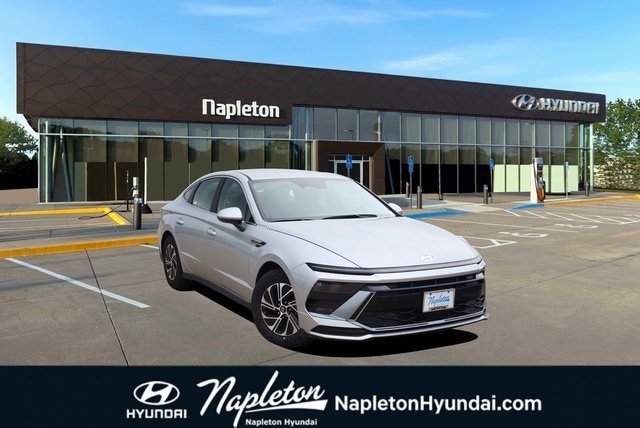 2026 Hyundai Sonata Hybrid Blue's photo