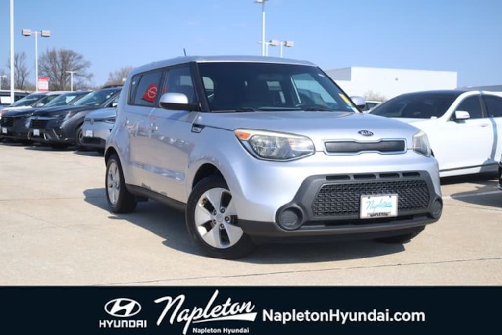 Used 2015 Kia Soul Base FWD Hatchback