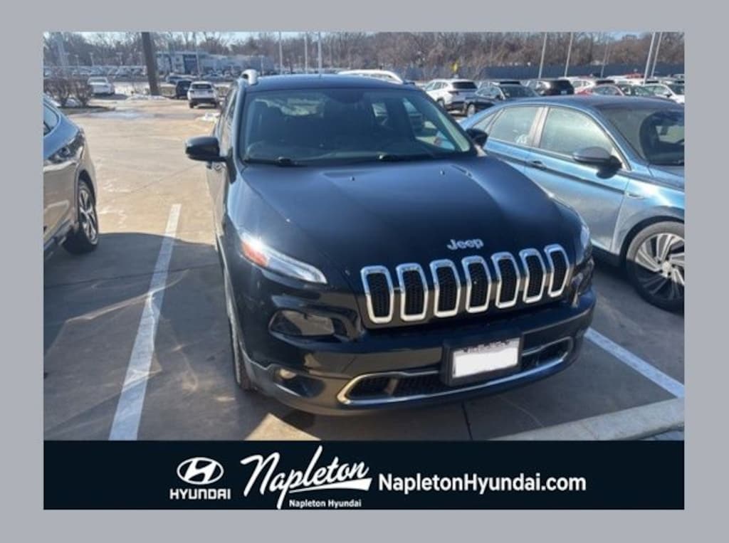 Used 2017 Jeep Cherokee Limited FWD SUV