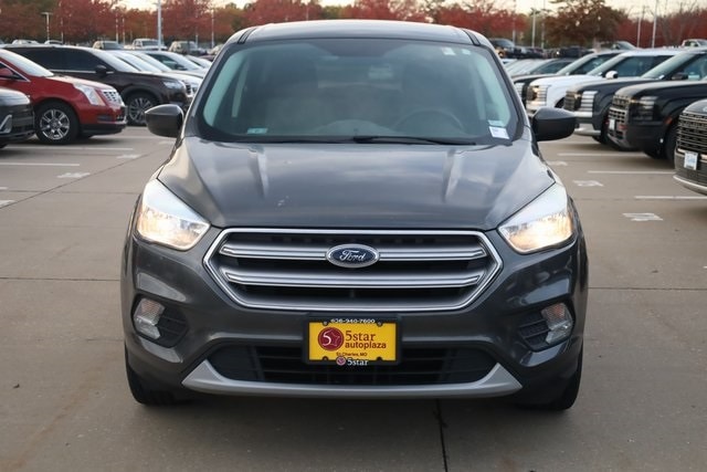 Used 2017 Ford Escape SE with VIN 1FMCU0GD7HUB43411 for sale in Hazelwood, MO