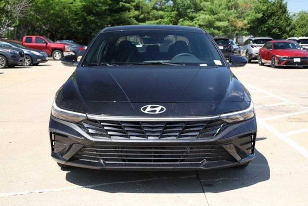 New 2025 Hyundai Elantra Hybrid SEL Sport Sedan