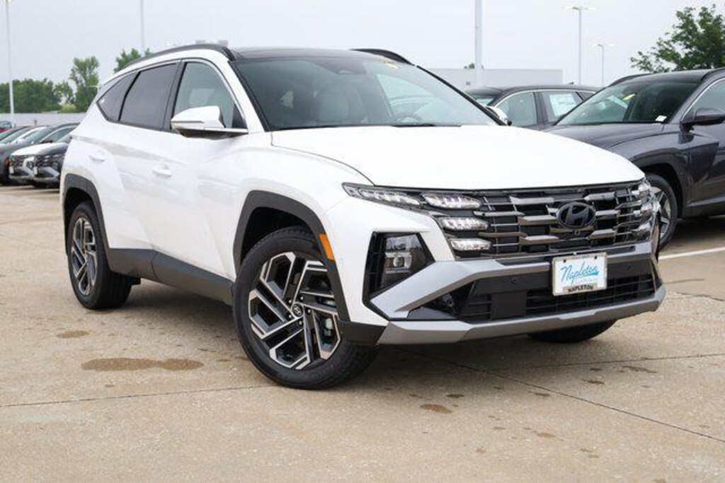 New 2025 Hyundai Tucson Limited AWD SUV