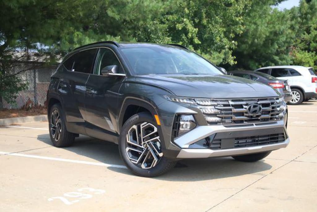 New 2026 Hyundai Tucson Plug-In Hybrid Limited SUV