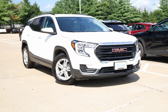 Used 2023 GMC Terrain SLE with VIN 3GKALTEG7PL237783 for sale in Hazelwood, MO