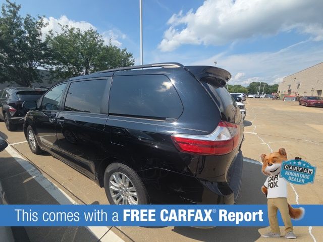 Used 2016 Toyota Sienna XLE with VIN 5TDYK3DC8GS728272 for sale in Hazelwood, MO