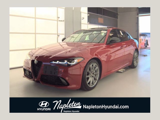 Used 2025 Alfa Romeo Giulia Sedan