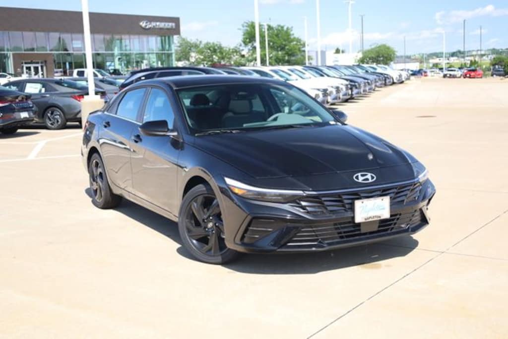 New 2026 Hyundai Elantra SEL Sport Premium Sedan
