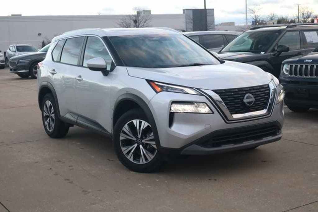 Used 2023 Nissan Rogue SV SUV