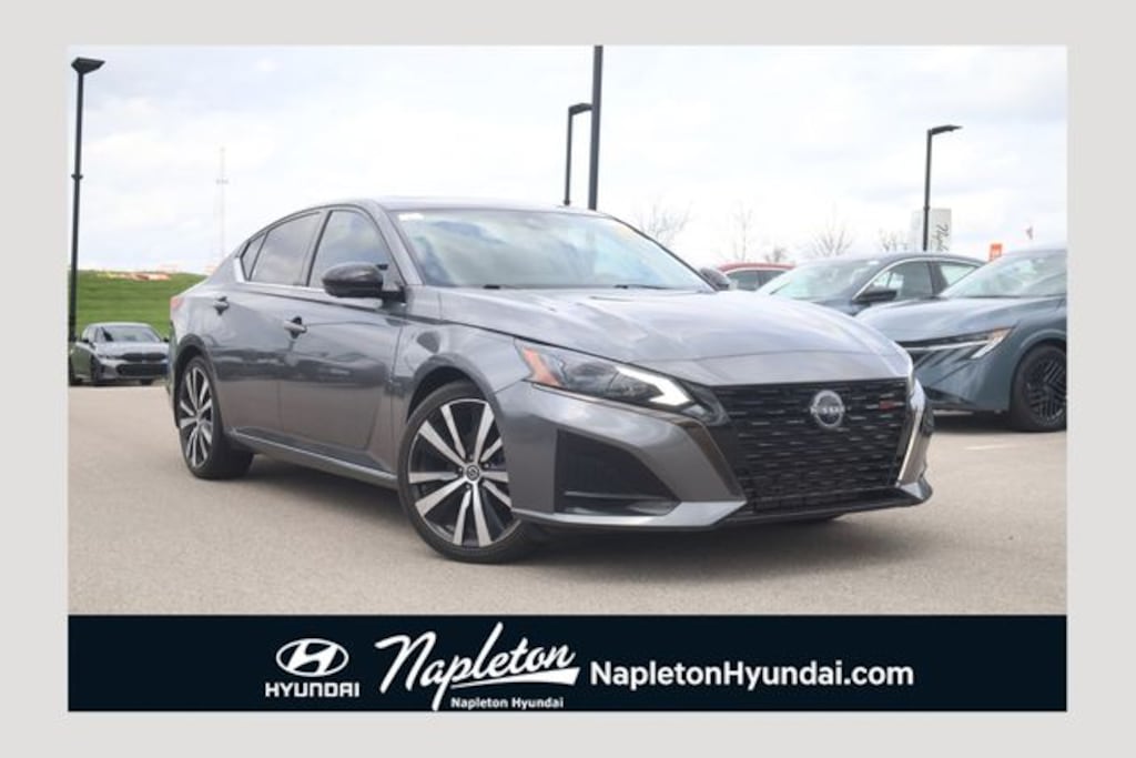 Used 2023 Nissan Altima SR VC-Turbo Sedan