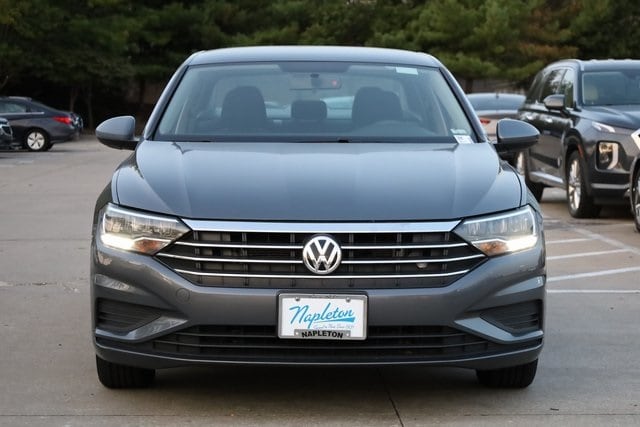 Used 2019 Volkswagen Jetta S with VIN 3VWC57BU8KM073282 for sale in Hazelwood, MO