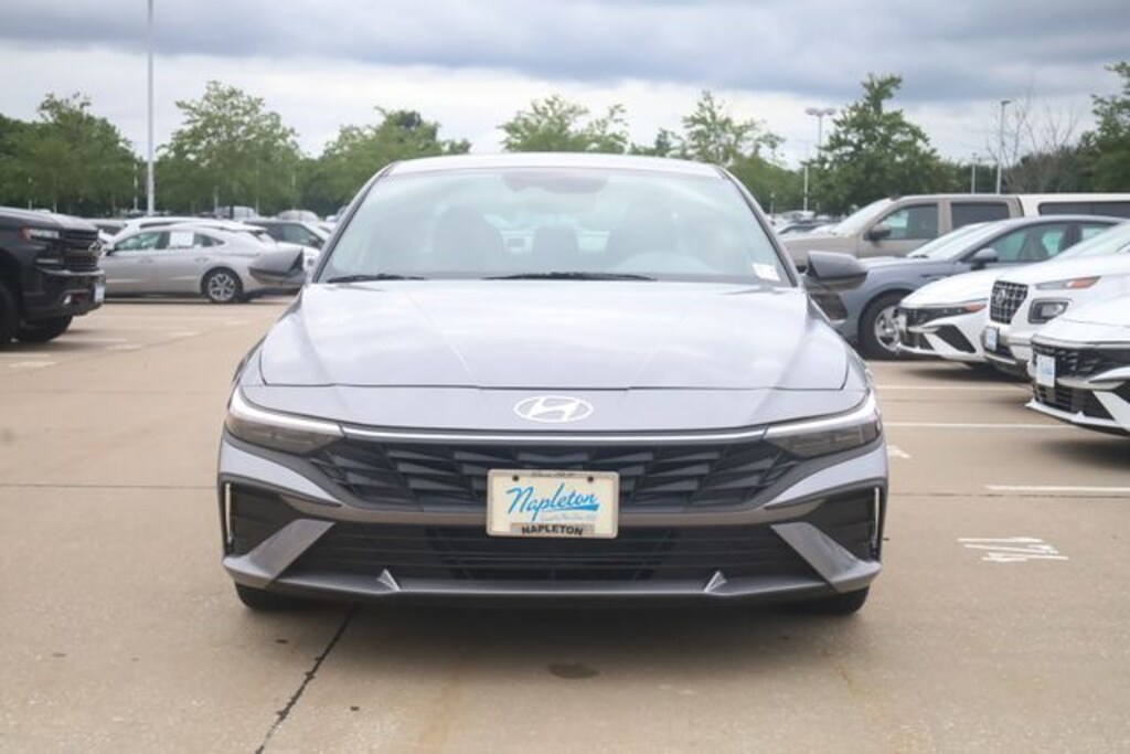 Certified 2025 Hyundai Elantra SEL Sport Sedan