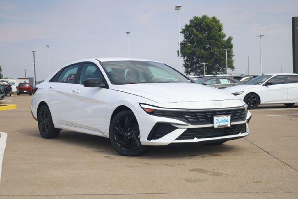 New 2026 Hyundai Elantra SEL Sport Sedan