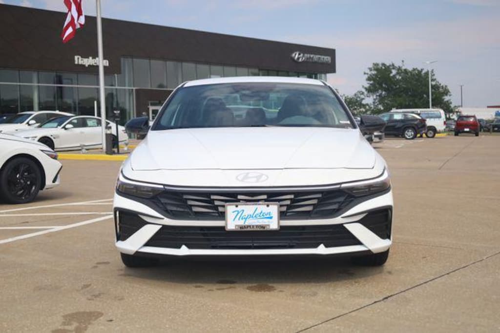 New 2026 Hyundai Elantra SEL Sport Sedan