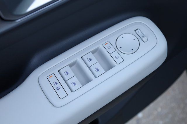 2026 Hyundai Santa Fe SE - Photo 12