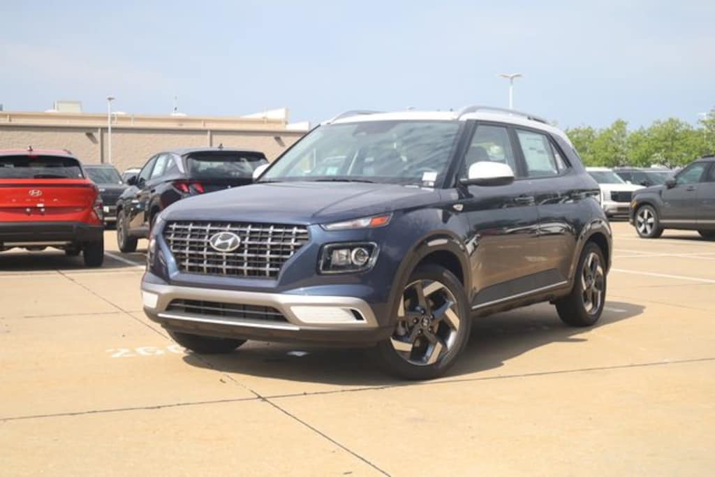 New 2026 Hyundai Venue SEL w/Two-Tone Roof SUV