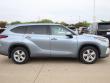 2022 Toyota Highlander LE SUV 2022 Toyota Highlander LE SUV
