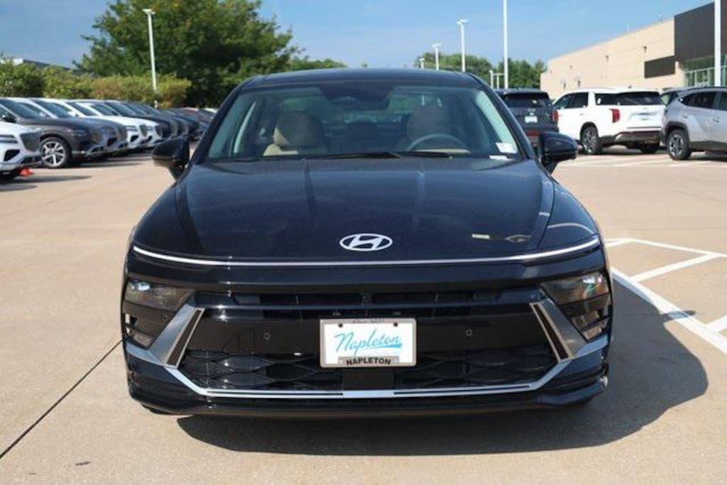 New 2025 Hyundai Sonata Hybrid Limited Sedan