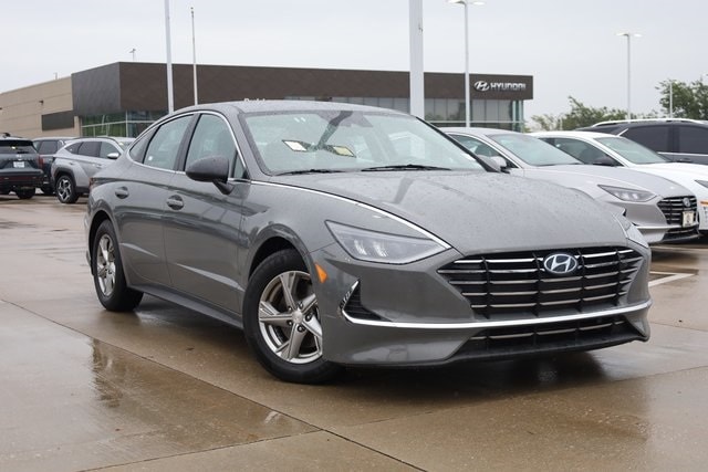 Used 2021 Hyundai Sonata SE with VIN 5NPEG4JA1MH130264 for sale in Hazelwood, MO