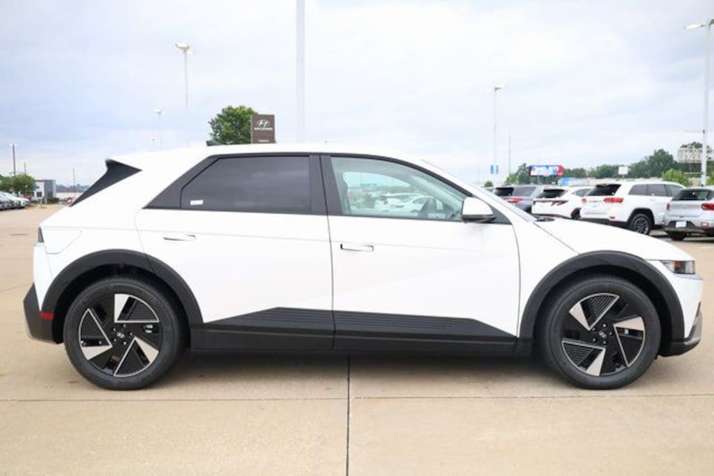 New 2025 Hyundai IONIQ 5 SE SUV