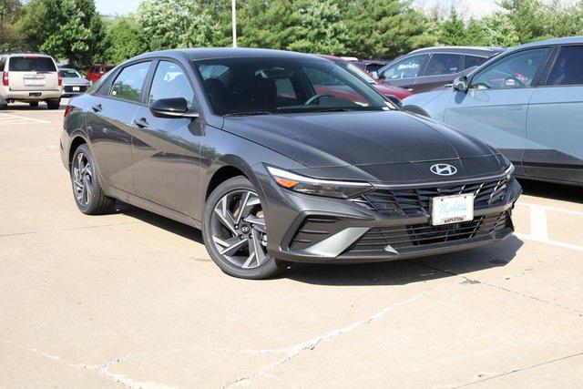 2025 Hyundai Elantra Hybrid SEL Sport photo 2