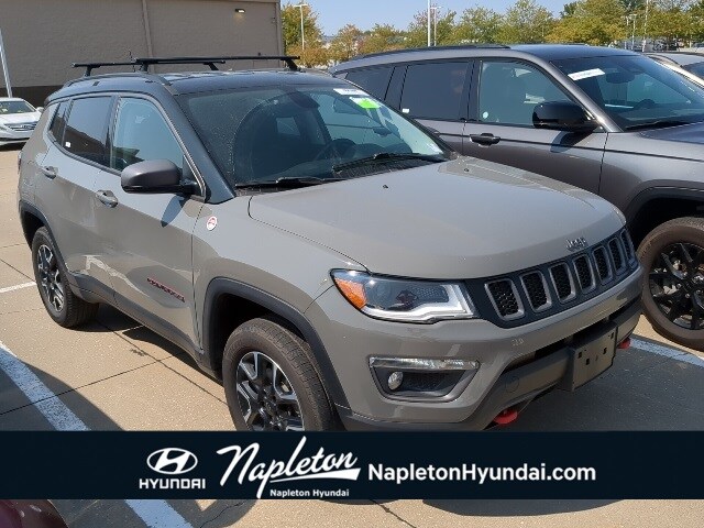 2020 Jeep Compass Trailhawk photo 2