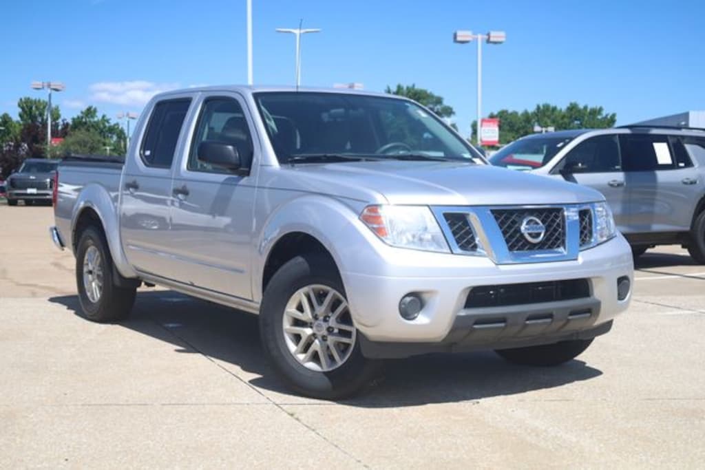 Used 2019 Nissan Frontier SV Truck Crew Cab